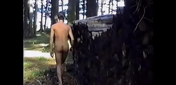  BluttBoy nackt im Wald